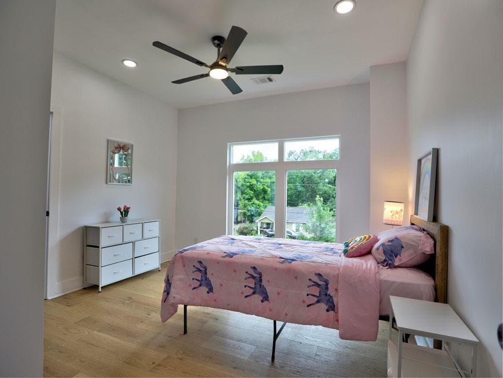 6 bedroom, 5 bathroom, 3,452 sq ft single family residence for sale at 2601 Argo Drive, Smyrna, GA 30080 — photo 8