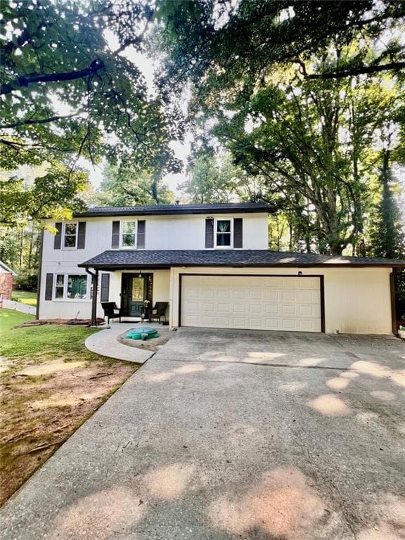 5 bedroom, 3 bathroom, 2,437 sq ft single family residence for sale at 130 Bainbridge Trail, Roswell, GA 30076 — photo 3