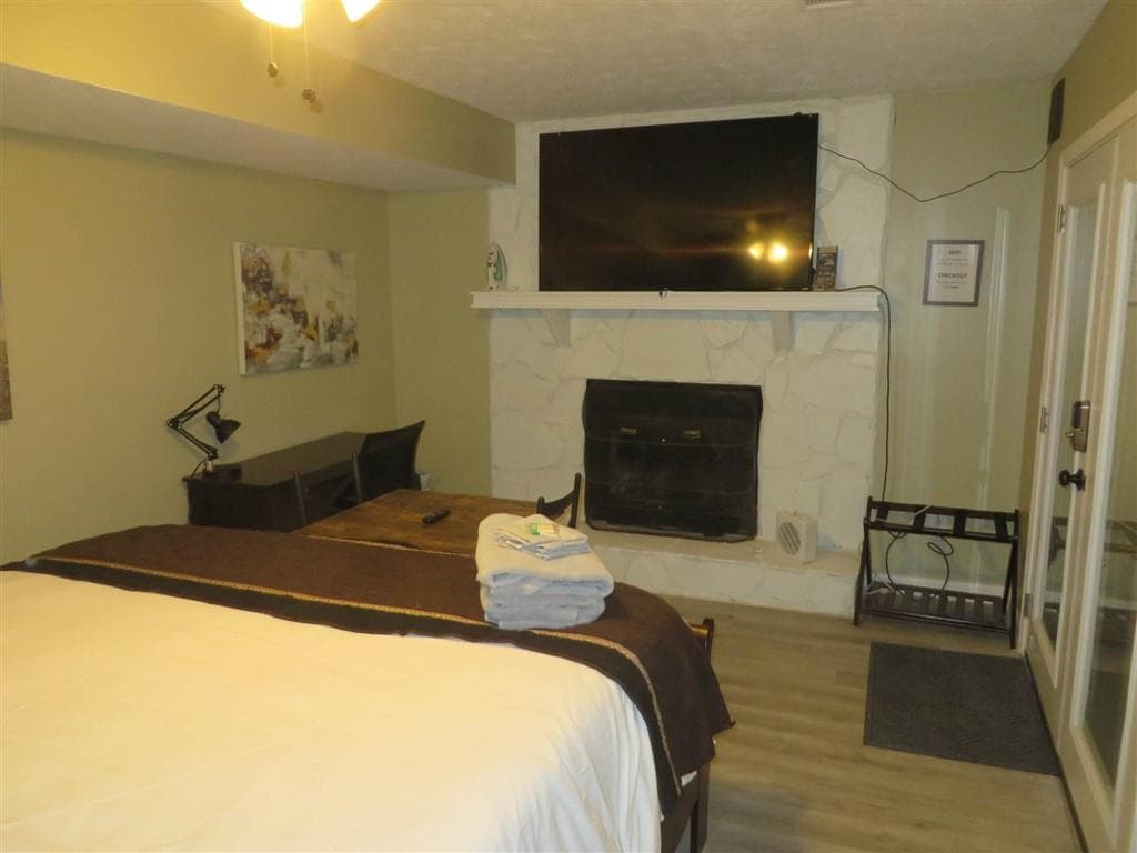 other for sale at 3000 Creel Road, Atlanta, GA 30349 — photo 6