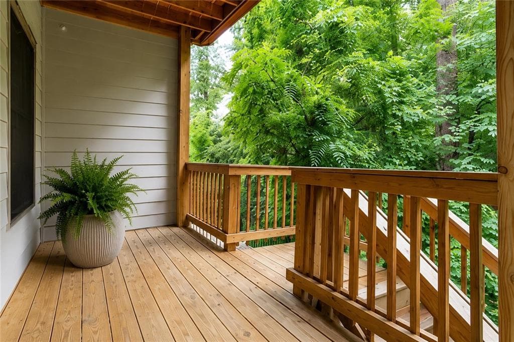 4 bedroom, 4 bathroom, 3,080 sq ft single family residence for rent at 914 Canterbury Lane, Atlanta, GA 30324 for $5,800 a month — photo 9