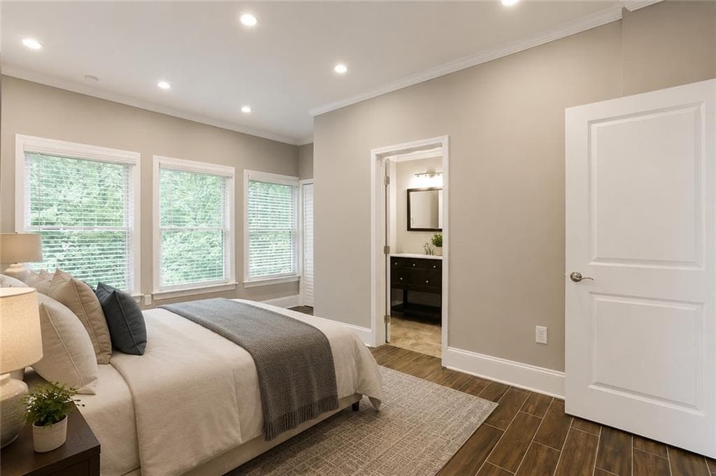 4 bedroom, 4 bathroom, 3,080 sq ft single family residence for rent at 914 Canterbury Lane, Atlanta, GA 30324 for $5,800 a month — photo 10