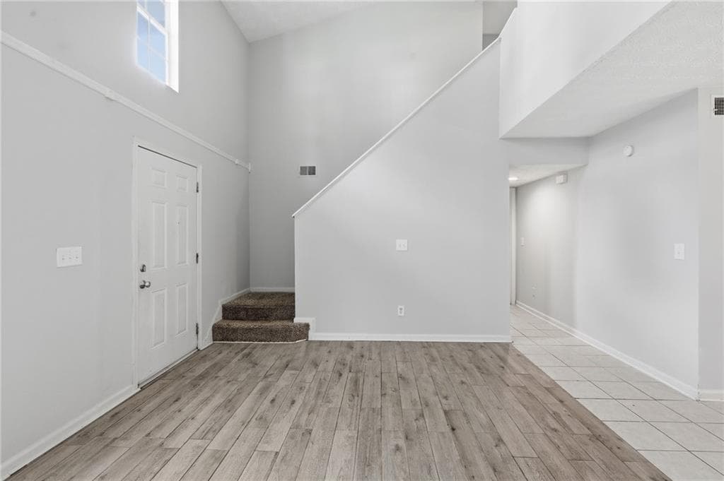 4 bedroom, 2 bathroom, 1,872 sq ft single family residence under contract at 5550 Panola Place, Lithonia, GA 30058 — photo 8