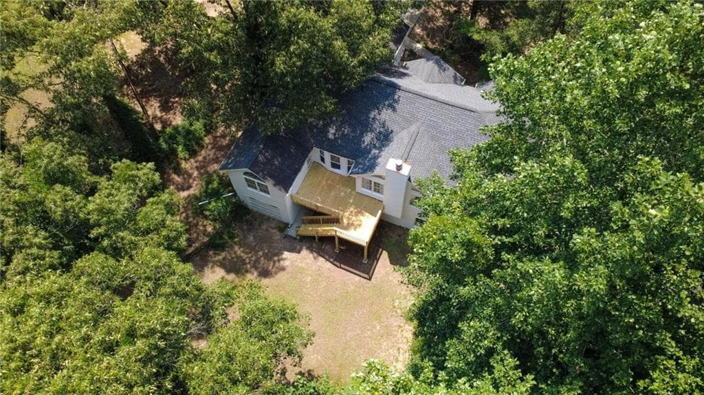 3 bedroom, 2 bathroom, 2,000 sq ft single family residence for sale at 2804 Dock Side Court, Lawrenceville, GA 30045 — photo 3