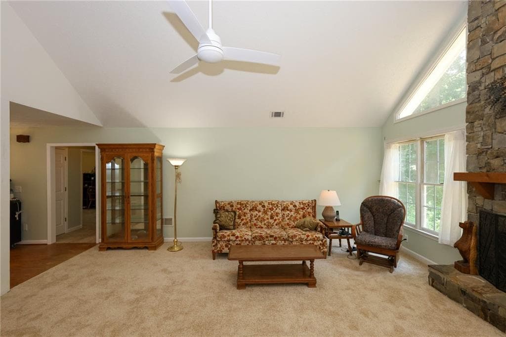 3 bedroom, 2 bathroom, 2,000 sq ft single family residence for sale at 2804 Dock Side Court, Lawrenceville, GA 30045 — photo 10