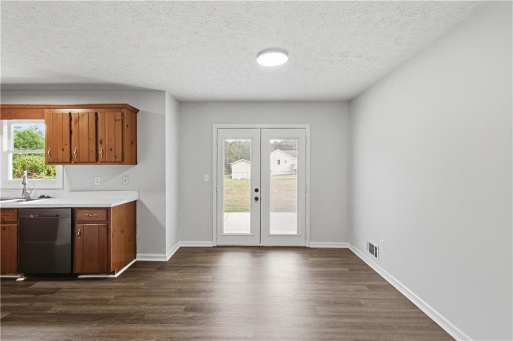 3 bedroom, 2 bathroom, 1,284 sq ft single family residence for sale at 15 Fairfield Lane, Cartersville, GA 30120 — photo 7