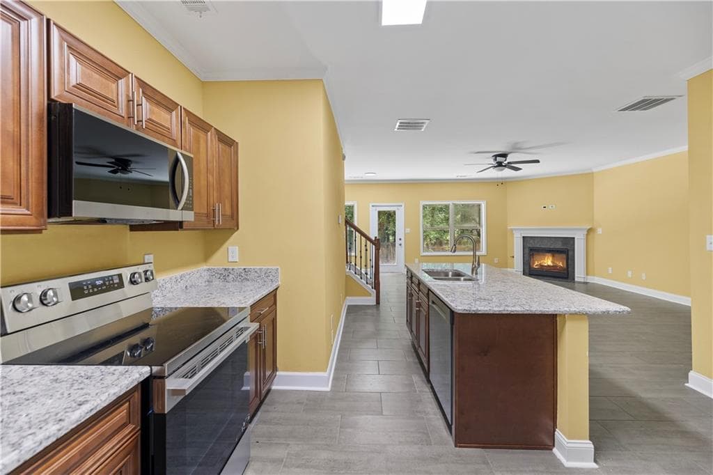 3 bedroom, 3 bathroom, 2,004 sq ft townhouse for rent at 1110 Pepper Lane, Lawrenceville, GA 30044 for $2,500 a month — photo 5
