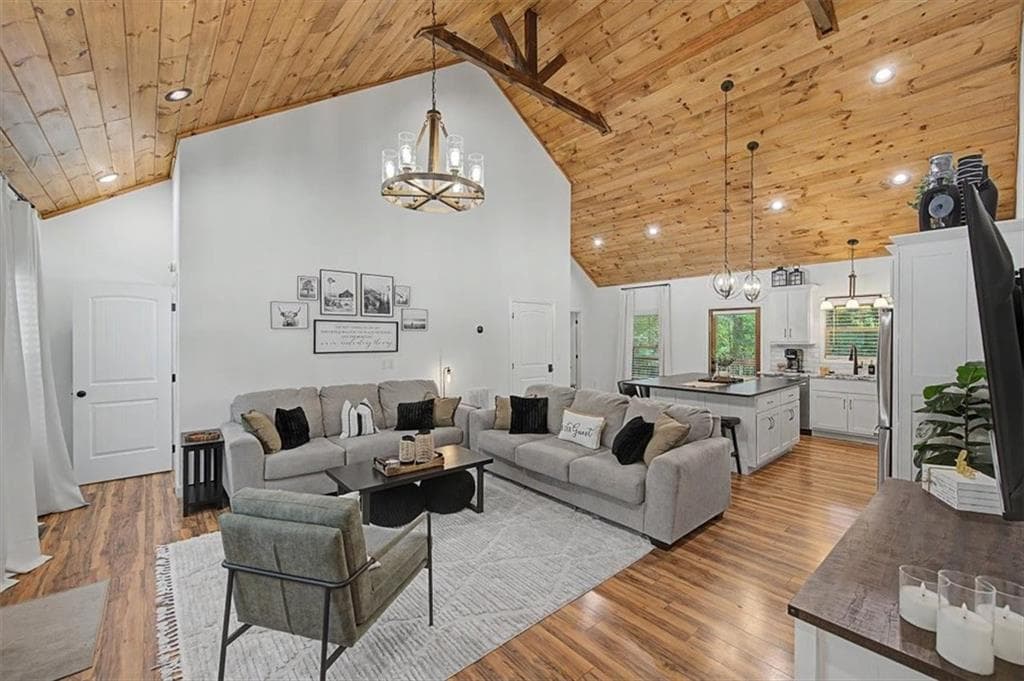 4 bedroom, 3 bathroom, 3,000 sq ft single family residence for sale at 617 Zenith Trail, Ellijay, GA 30540 — photo 7