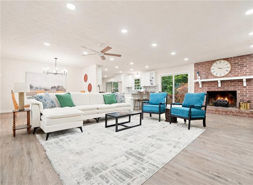 4 bedroom, 4 bathroom, 3,000 sq ft single family residence under contract at 7215 Sinyard Road, Lithia Springs, GA 30122 — photo 2