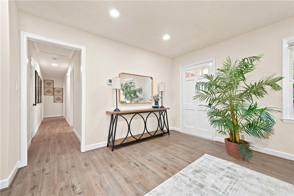 4 bedroom, 4 bathroom, 3,000 sq ft single family residence under contract at 7215 Sinyard Road, Lithia Springs, GA 30122 — photo 3