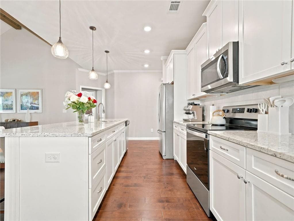 3 bedroom, 3 bathroom, 2,372 sq ft single family residence for sale at 309 Feather Perch, Waleska, GA 30183 — photo 8