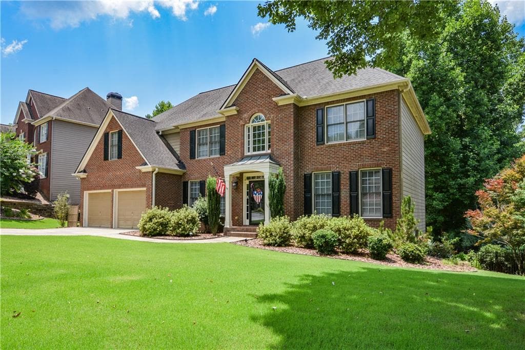 6 bedroom, 4 bathroom, 4,492 sq ft single family residence for sale at 515 Lakewood Court, Canton, GA 30114