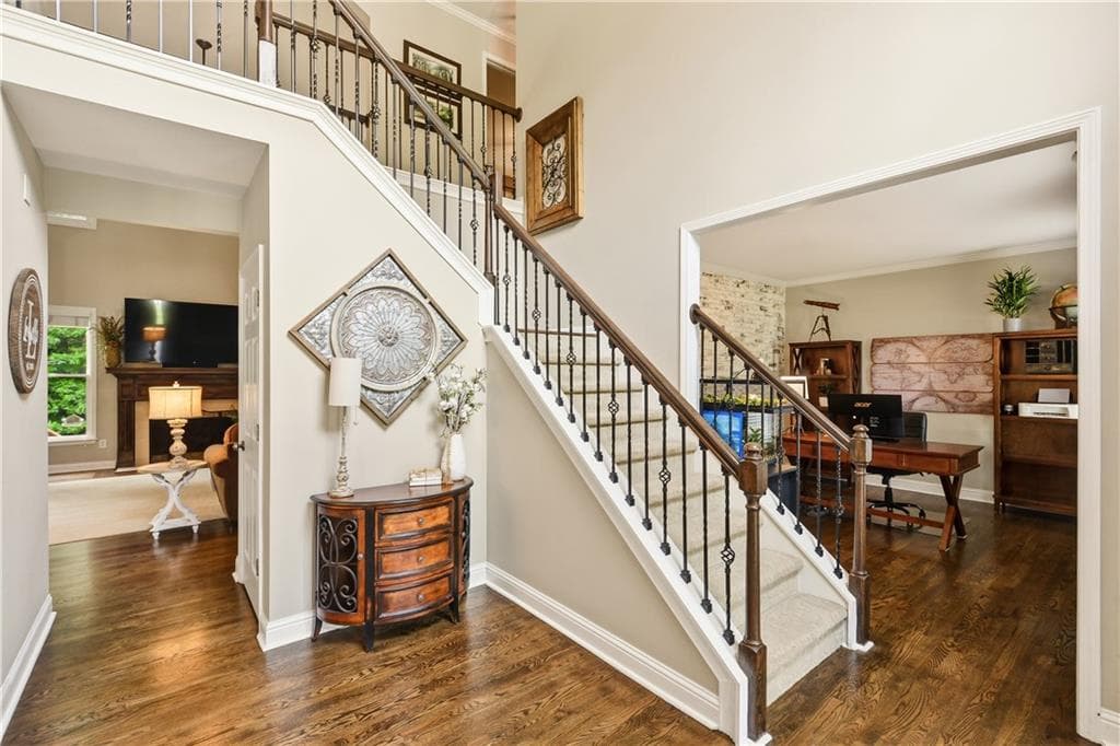 6 bedroom, 4 bathroom, 4,492 sq ft single family residence for sale at 515 Lakewood Court, Canton, GA 30114 — photo 7