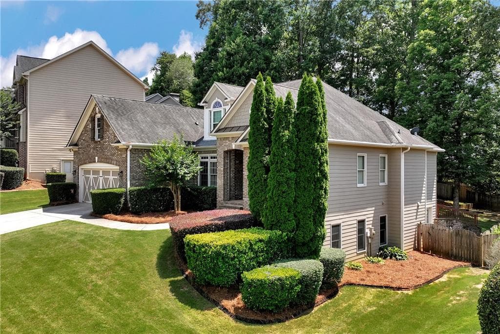 4 bedroom, 4 bathroom, 3,268 sq ft single family residence for sale at 4897 Shellnut Path, Hoschton, GA 30548 — photo 2