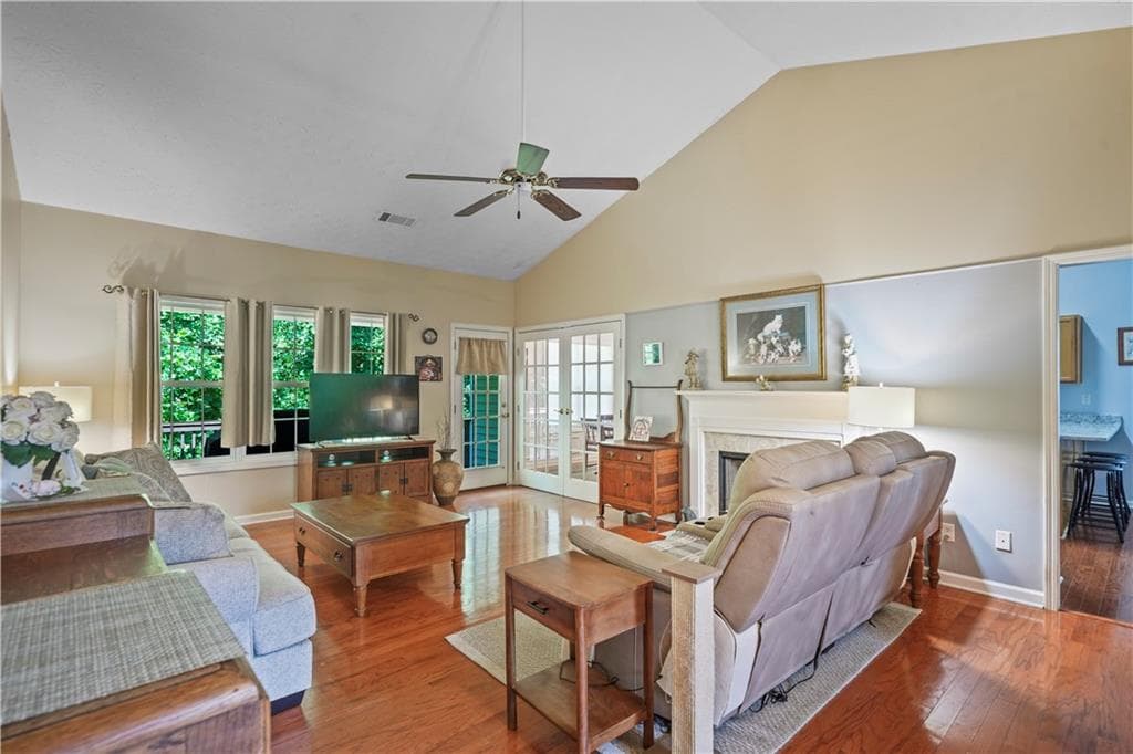 3 bedroom, 3 bathroom, 1,867 sq ft single family residence for sale at 4181 Deer Springs Way, Gainesville, GA 30506 — photo 4