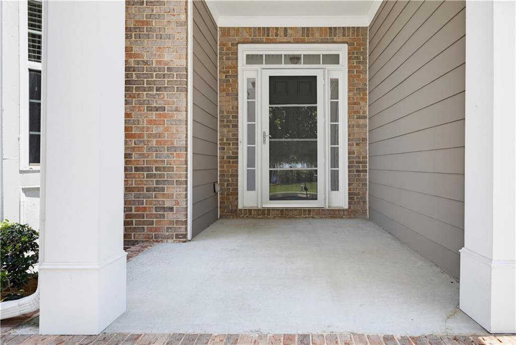 5 bedroom, 3 bathroom, 3,238 sq ft single family residence for sale at 3470 Drayton Manor Run, Lawrenceville, GA 30046 — photo 4