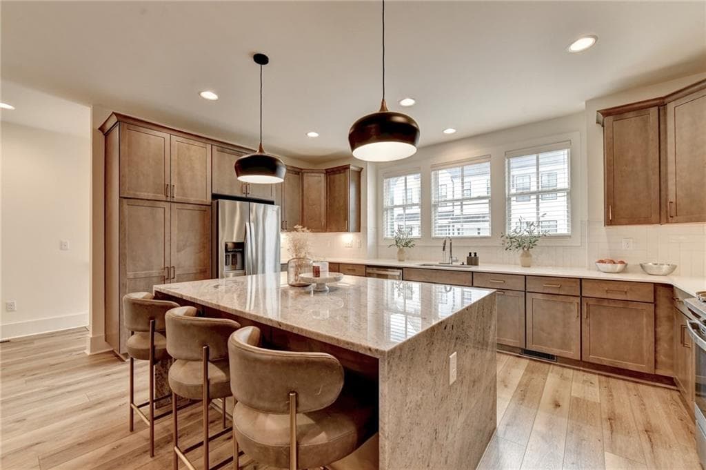 3 bedroom, 4 bathroom, 2,285 sq ft townhouse for sale at 5866 Westin Road, Atlanta, GA 30328 — photo 8