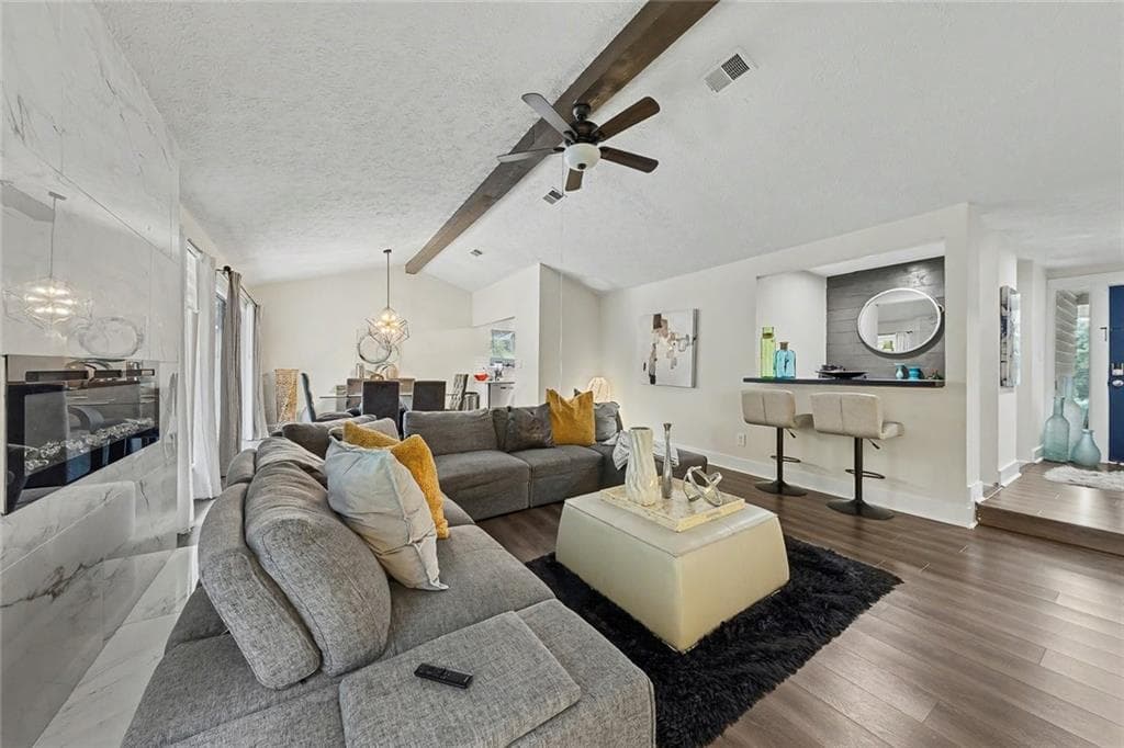 3 bedroom, 2 bathroom, 1,575 sq ft single family residence for sale at 10 Saratoga Drive, Lawrenceville, GA 30044 — photo 4