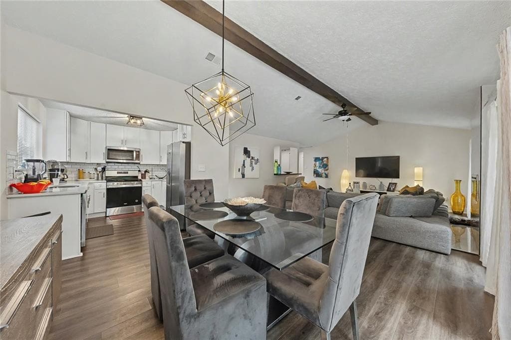 3 bedroom, 2 bathroom, 1,575 sq ft single family residence for sale at 10 Saratoga Drive, Lawrenceville, GA 30044 — photo 8