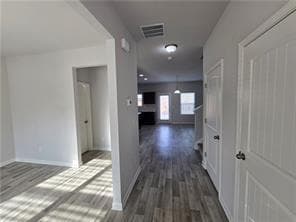 4 bedroom, 3 bathroom, 2,215 sq ft single family residence for rent at 647 Skye Drive, Commerce, GA 30529 for $2,300 a month — photo 2