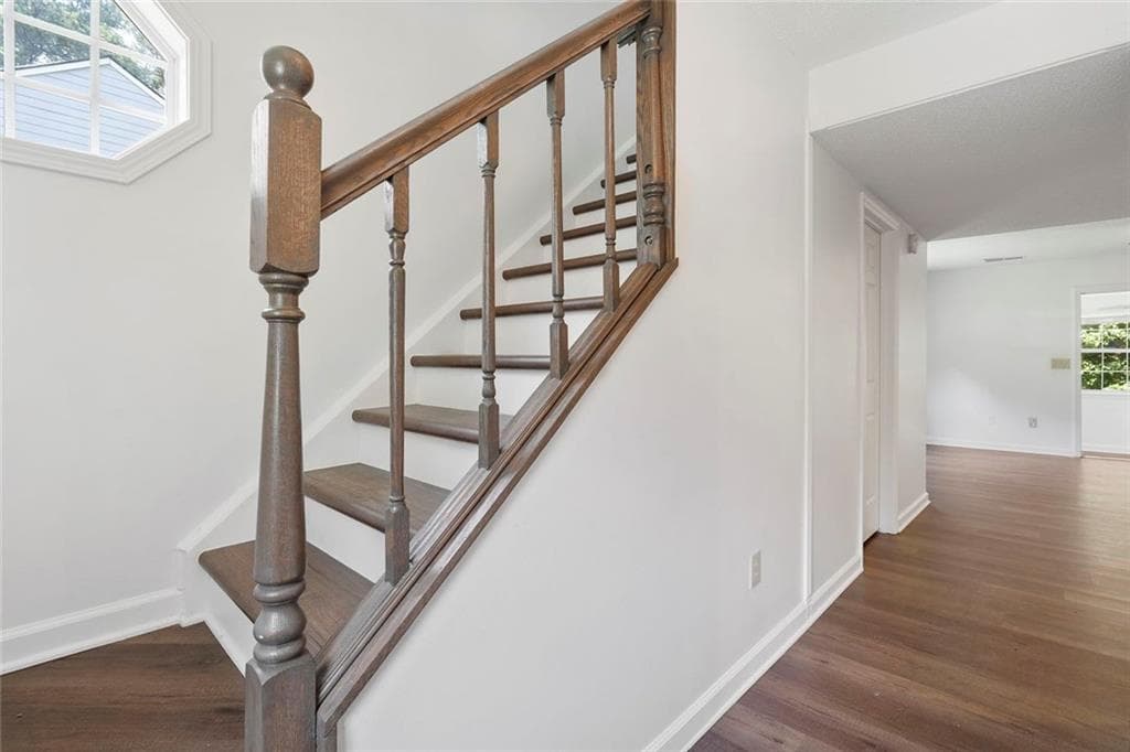 3 bedroom, 4 bathroom, 1,920 sq ft townhouse for sale at 759 Coventry Township Place, Marietta, GA 30062 — photo 4