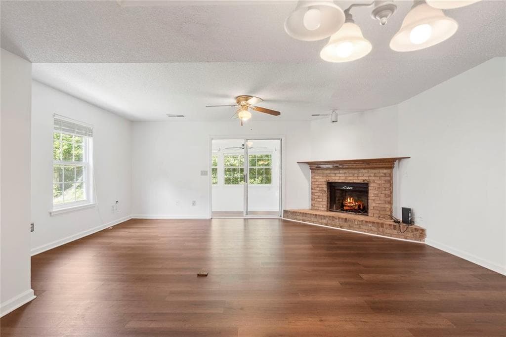 3 bedroom, 4 bathroom, 1,920 sq ft townhouse for sale at 759 Coventry Township Place, Marietta, GA 30062 — photo 6