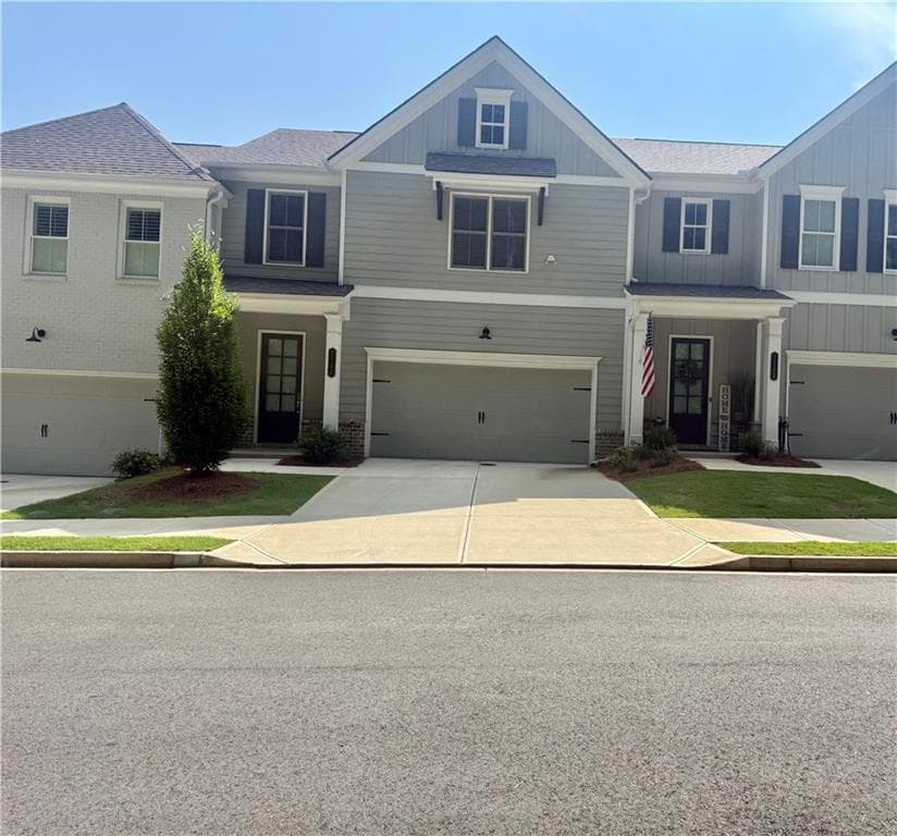 3 bedroom, 3 bathroom, 2,970 sq ft townhouse for sale at 2134 Cloverton Way, Kennesaw, GA 30152 — photo 2