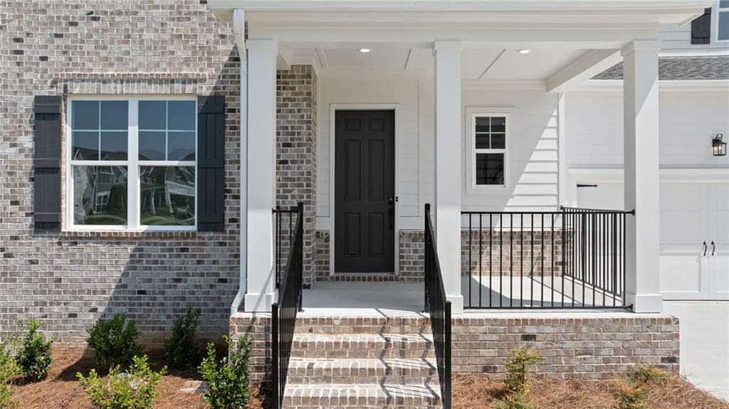 5 bedroom, 5 bathroom, 3,425 sq ft single family residence under contract at 4770 Crestline View Road, Cumming, GA 30028 — photo 6