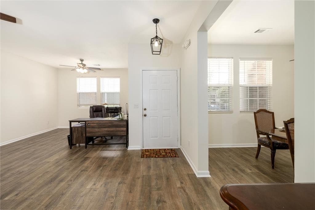 4 bedroom, 3 bathroom, 3,457 sq ft single family residence for sale at 6261 Sparkling Cove Lane, Buford, GA 30518 — photo 9