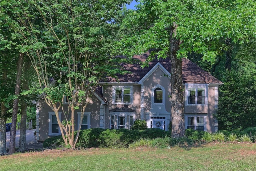 6 bedroom, 5 bathroom, 3,572 sq ft single family residence for rent at 12105 Wexford Overlook, Roswell, GA 30075 for $4,500 a month — photo 1 of 45