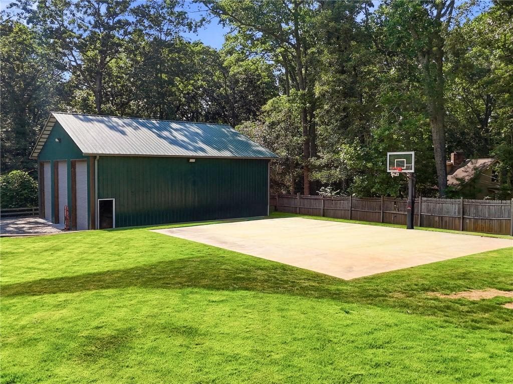 2 bedroom, 2 bathroom, 1,470 sq ft single family residence for sale at 1860 W Elmwood Drive, Acworth, GA 30102 — photo 8