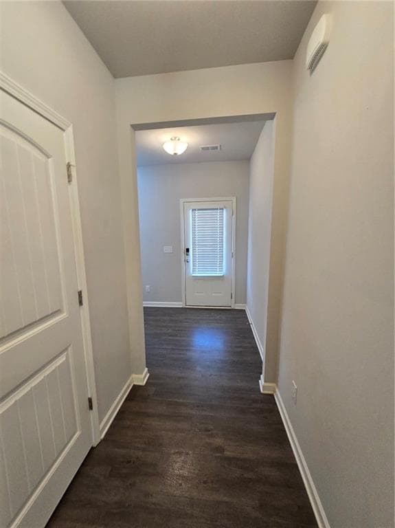 4 bedroom, 3 bathroom, 2,709 sq ft single family residence for rent at 121 Valimar Drive, Braselton, GA 30517 for $2,300 a month — photo 8