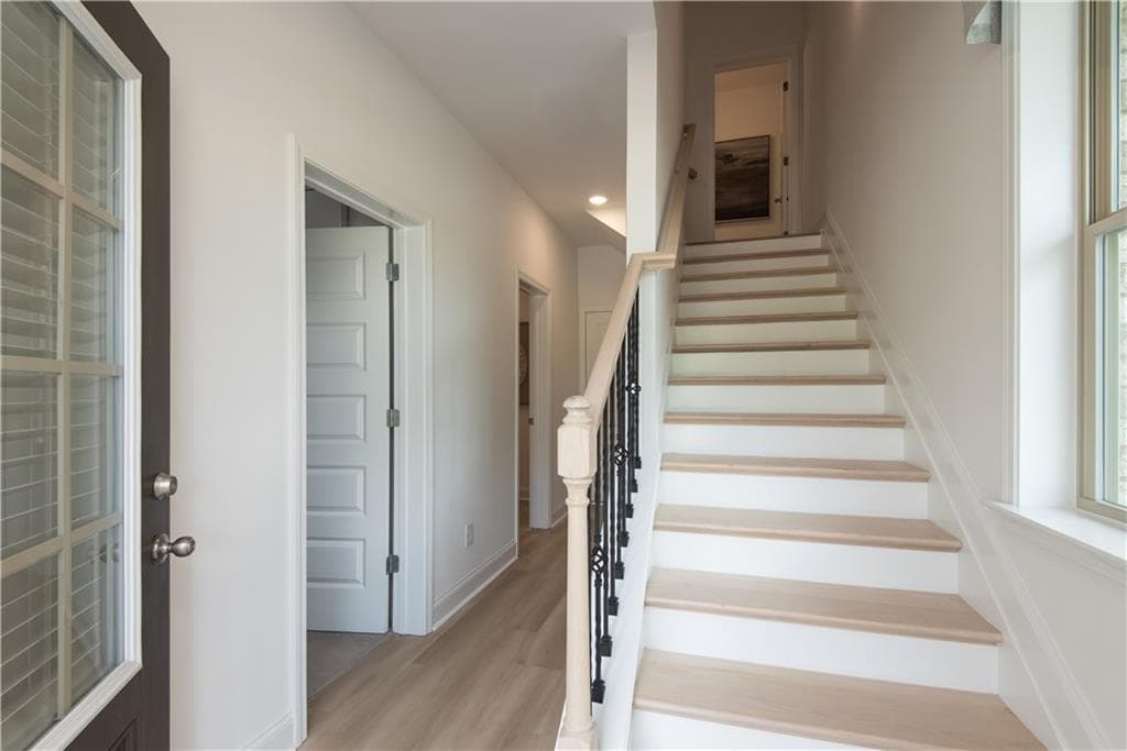3 bedroom, 4 bathroom, 1,969 sq ft townhouse for sale at 501 Fundao Lane 42, Lawrenceville, GA 30046 — photo 2
