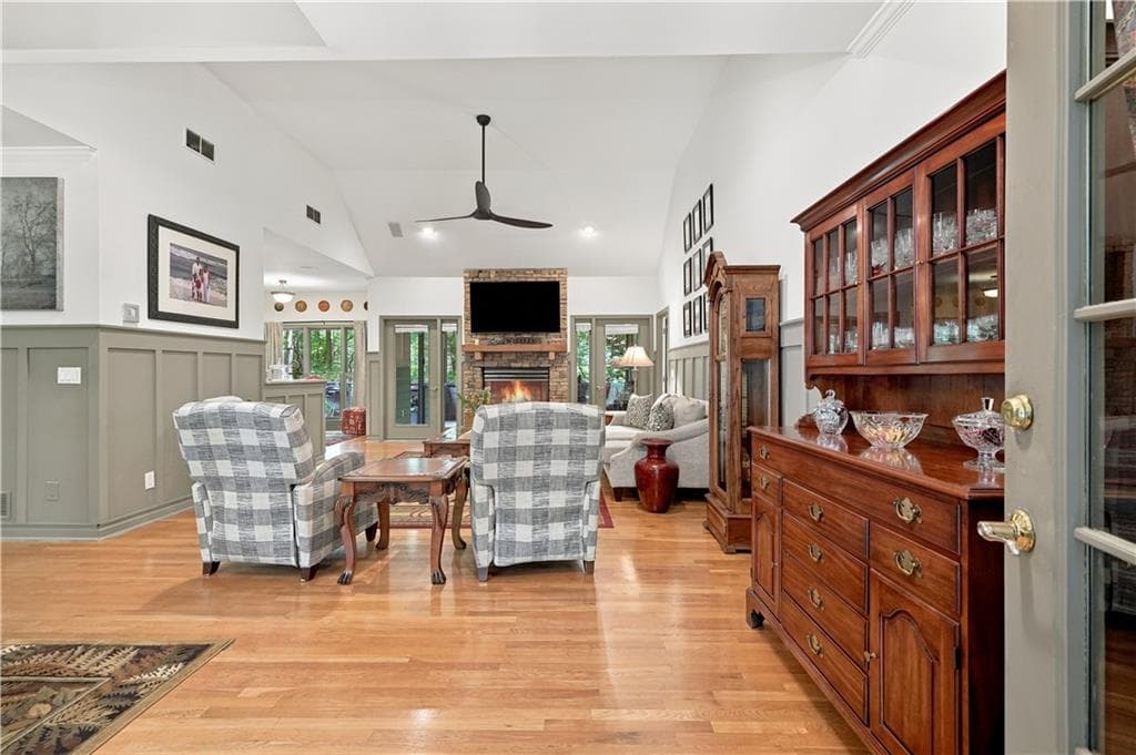 5 bedroom, 3 bathroom, 3,936 sq ft single family residence under contract at 7 Summit Drive, Jasper, GA 30143 — photo 5