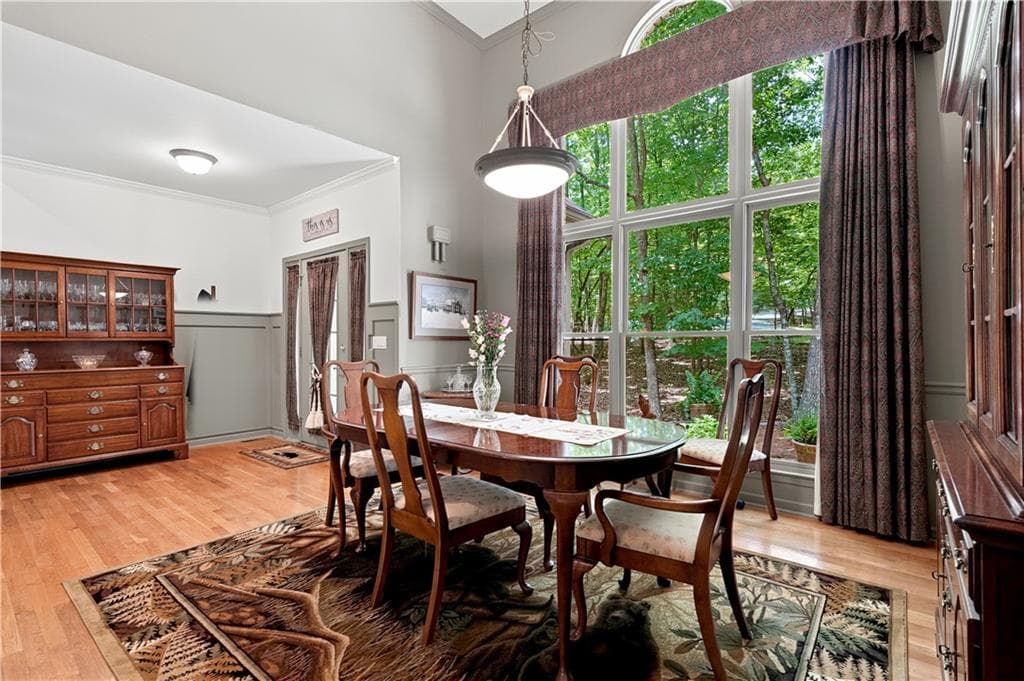 5 bedroom, 3 bathroom, 3,936 sq ft single family residence under contract at 7 Summit Drive, Jasper, GA 30143 — photo 10