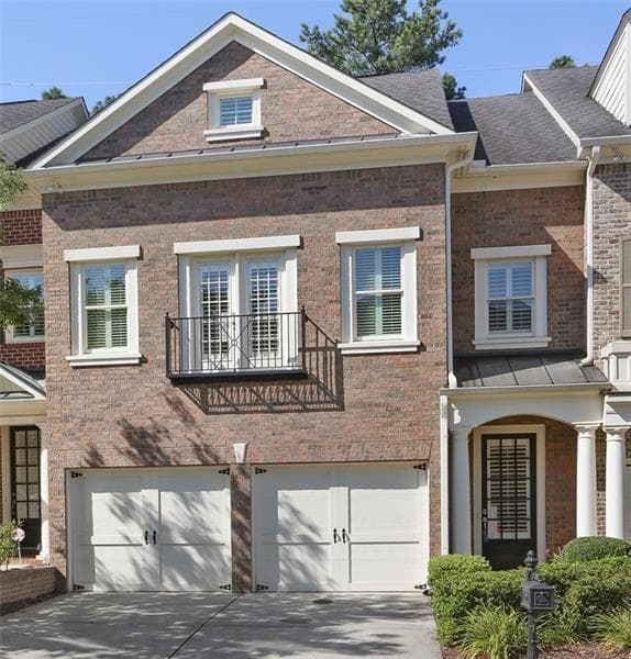 3 bedroom, 4 bathroom, 3,364 sq ft townhouse for rent at 7508 Portbury Park Ln, Suwanee, GA 30024 for $3,100 a month — photo 2
