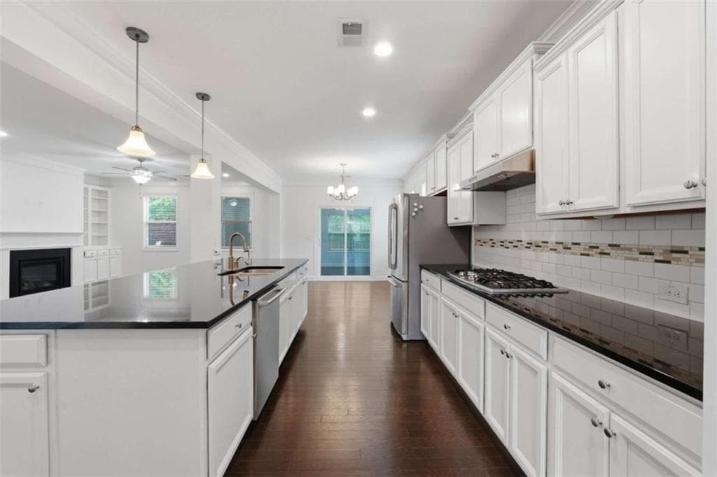 4 bedroom, 3 bathroom, 3,340 sq ft single family residence for rent at 4865 Alexandria Avenue, Cumming, GA 30040 for $3,200 a month — photo 7