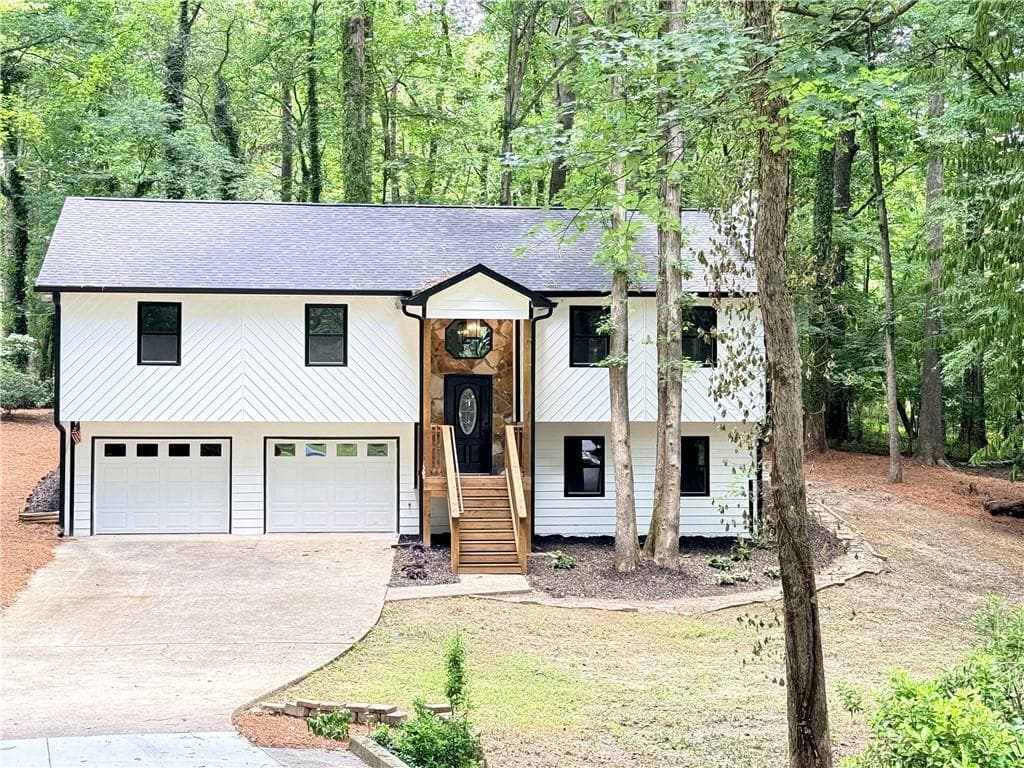 4 bedroom, 3 bathroom, 2,088 sq ft single family residence for sale at 4508 Lost Mountain Court, Powder Springs, GA 30127