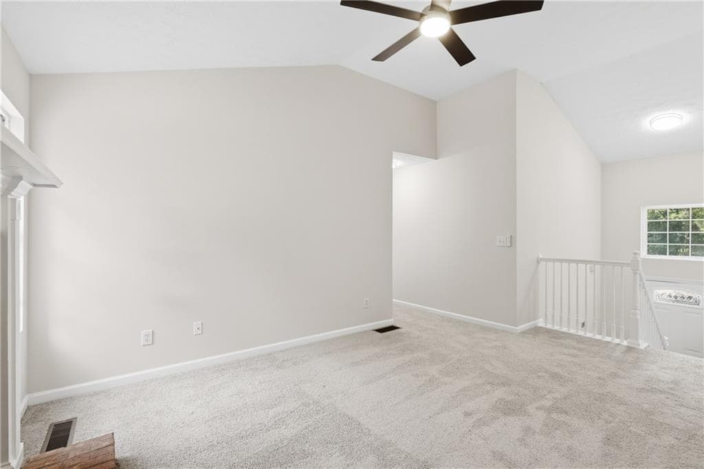 4 bedroom, 3 bathroom, 1,706 sq ft single family residence under contract at 549 Sycamore Drive, Jonesboro, GA 30238 — photo 8