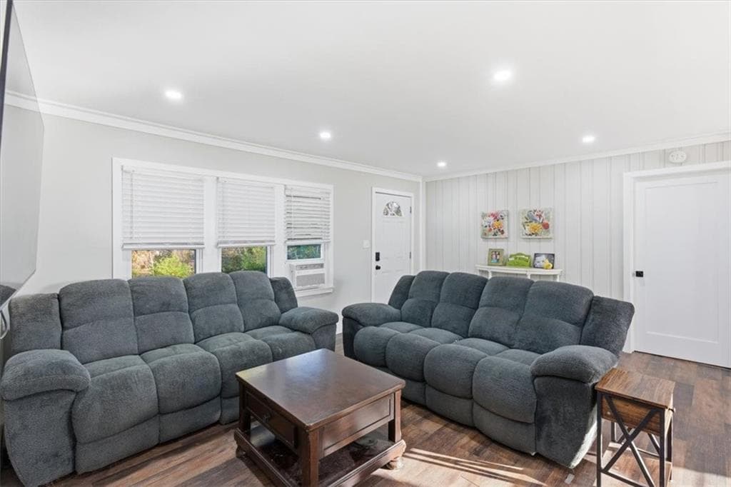 4 bedroom, 2 bathroom, 1,300 sq ft single family residence for sale at 121 Ripley Avenue, Adairsville, GA 30103 — photo 9