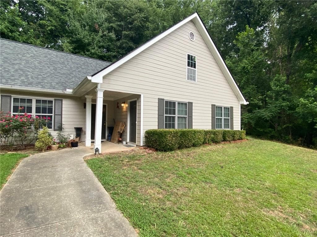 2 bedroom, 2 bathroom, 2,014 sq ft duplex for rent at 130 River Pointe Court 132, Lilburn, GA 30047 for $1,550 a month — photo 2