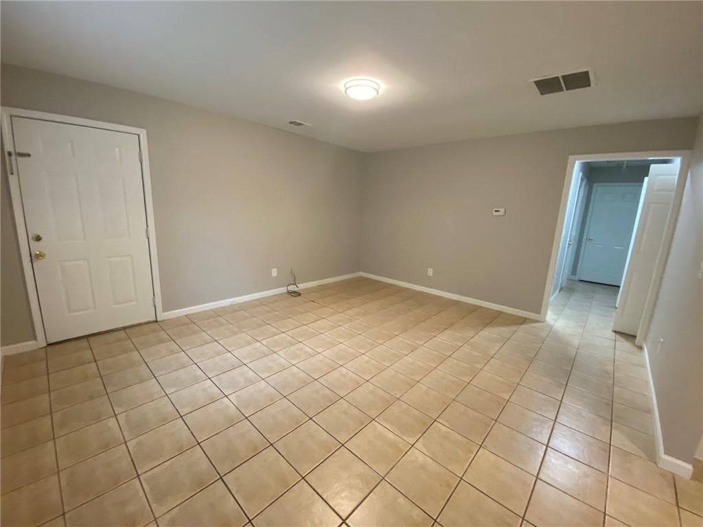 2 bedroom, 2 bathroom, 2,014 sq ft duplex for rent at 130 River Pointe Court 132, Lilburn, GA 30047 for $1,550 a month — photo 4