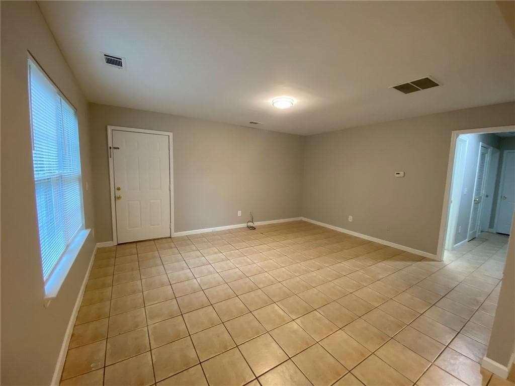 2 bedroom, 2 bathroom, 2,014 sq ft duplex for rent at 130 River Pointe Court 132, Lilburn, GA 30047 for $1,550 a month — photo 5