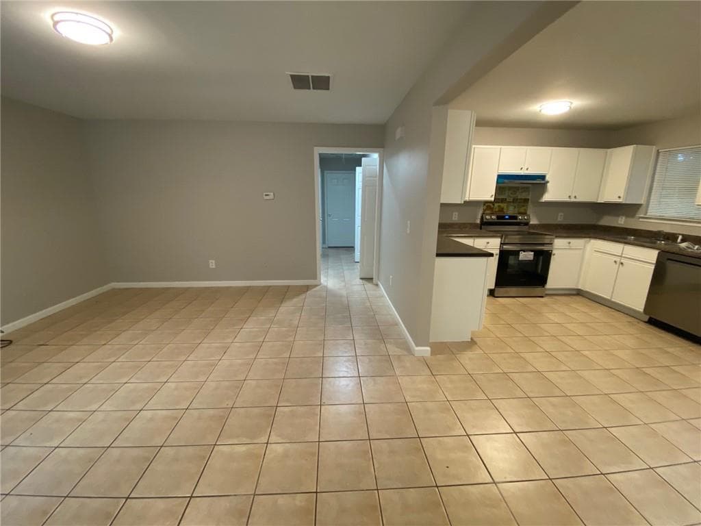 2 bedroom, 2 bathroom, 2,014 sq ft duplex for rent at 130 River Pointe Court 132, Lilburn, GA 30047 for $1,550 a month — photo 8