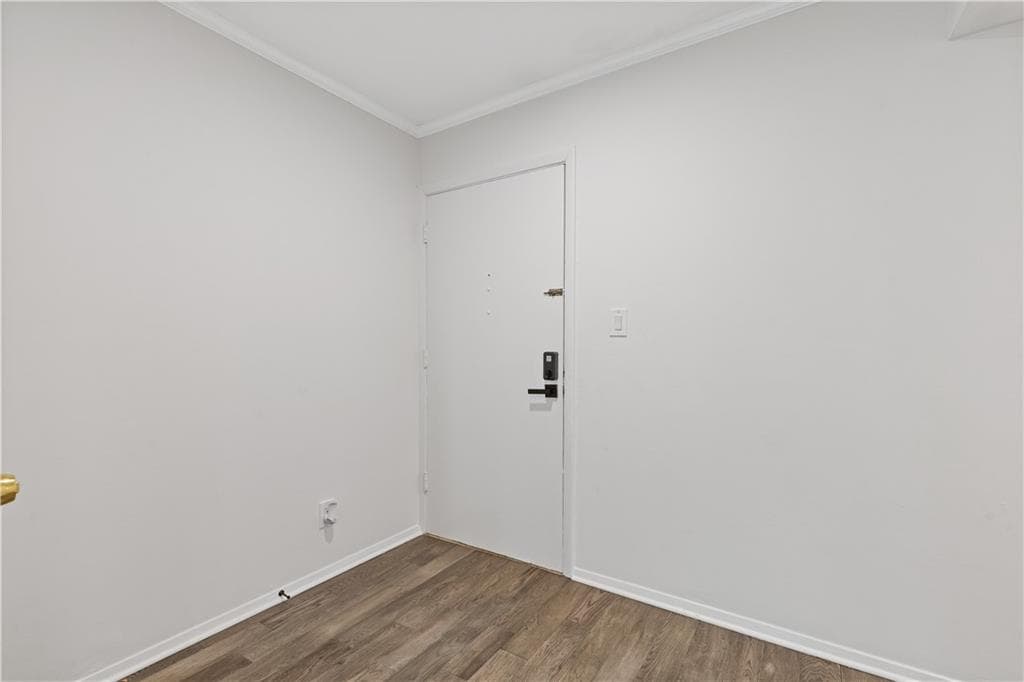 2 bedroom, 2 bathroom, 1,205 sq ft condominium for sale at 3236 HENDERSON MILL Road 1, Chamblee, GA 30341 — photo 4
