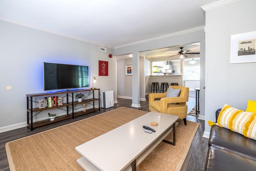 2 bedroom, 1 bathroom, 900 sq ft duplex for rent at 1570 Spring Lane A, Atlanta, GA 30314 for $1,500 a month — photo 5