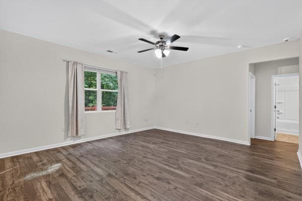 5 bedroom, 3 bathroom, 2,708 sq ft single family residence for sale at 3737 Chevington Court, Atlanta, GA 30354 — photo 3