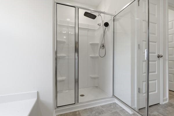 5 bedroom, 3 bathroom, 2,708 sq ft single family residence for sale at 3737 Chevington Court, Atlanta, GA 30354 — photo 7