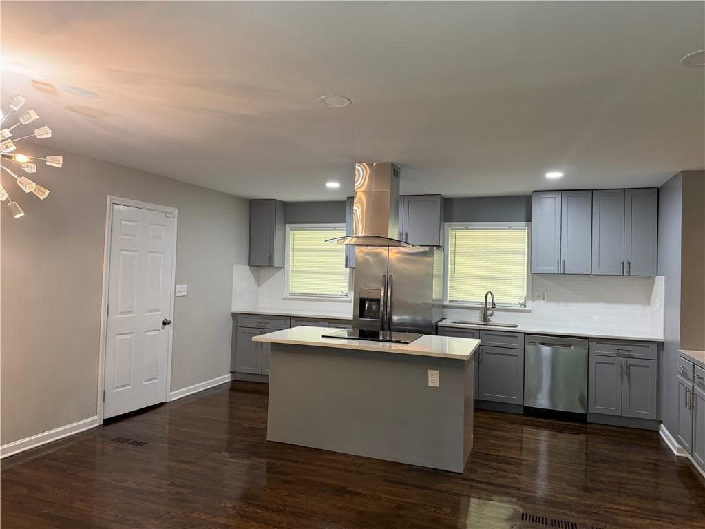 4 bedroom, 3 bathroom, 1,952 sq ft single family residence for sale at 3539 Embry Circle, Atlanta, GA 30341 — photo 6