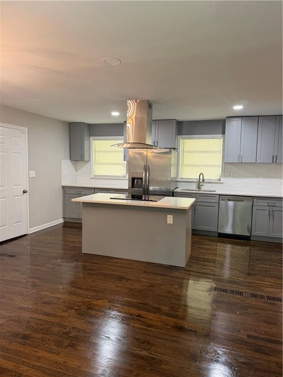 4 bedroom, 3 bathroom, 1,952 sq ft single family residence for sale at 3539 Embry Circle, Atlanta, GA 30341 — photo 8