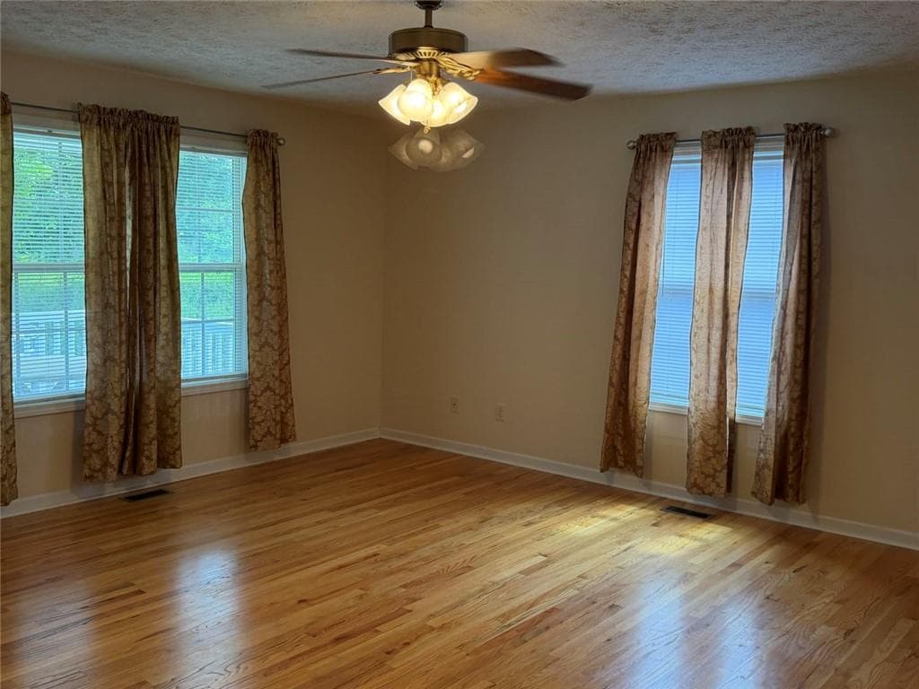 2 bedroom, 2 bathroom, 1,200 sq ft single family residence for sale at 2370 Pine Valley Road, Powder Springs, GA 30127 — photo 6